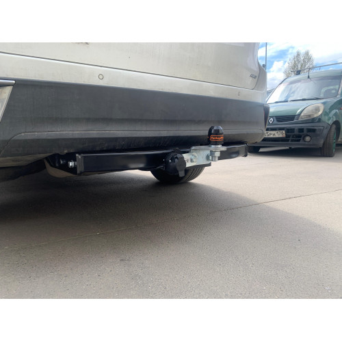 Фаркоп MOTODOR на Toyota Highlander 2014- Арт.92511