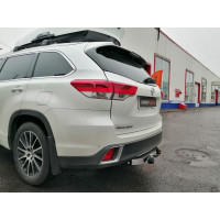 Фаркоп BALTEX на TOYOTA Highlander 2014–  Арт. 24.2554.08 (фаркоп с нерж. накладкой)