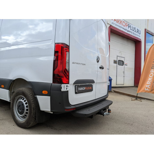 Фаркоп ARAGON на MERCEDES Sprinter 2006–  Арт. E4107GC (с задней подножкой 3.0-5.0 Tm Колесная база 3.250 / 3.665 / 4.325 mm)
